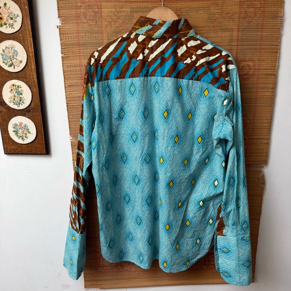 Avantgarde Psychedelic Geometric Patterned Button… - image 7